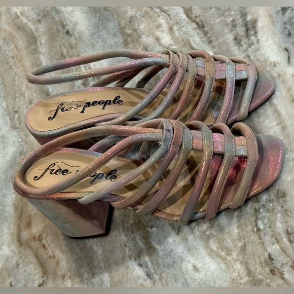 Women’s FREE PEOPLE Collette cinched heeled sandal- rainbow metallic. Size 39 - Picture 5 of 10